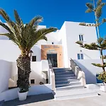 Nikos Hotel 4*
