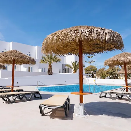 Nikos Hotel 4*