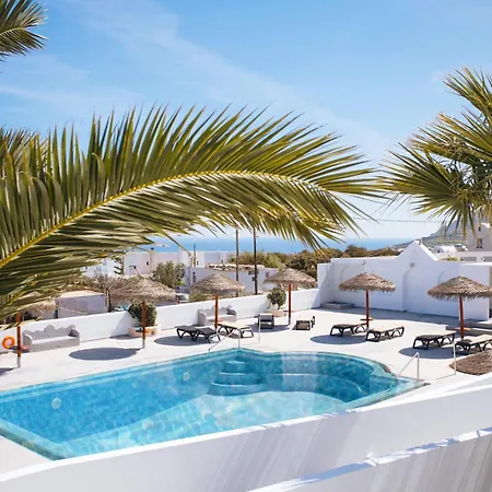 Nikos Hotel 4*