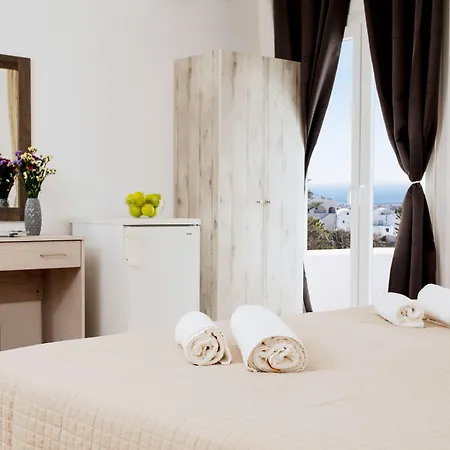 Hotel Nikos Karterados (Santorini)