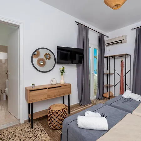 Hotel Nikos 4*