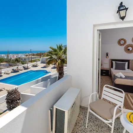 Hotel Nikos Karterados (Santorini)
