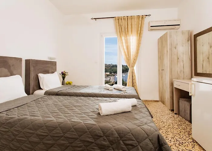 Hotel Nikos Karterados (Santorini)