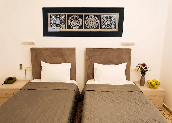 Nikos Karterados (Santorini)