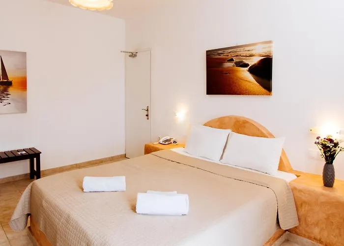 Nikos Hotel Karterados (Santorini)