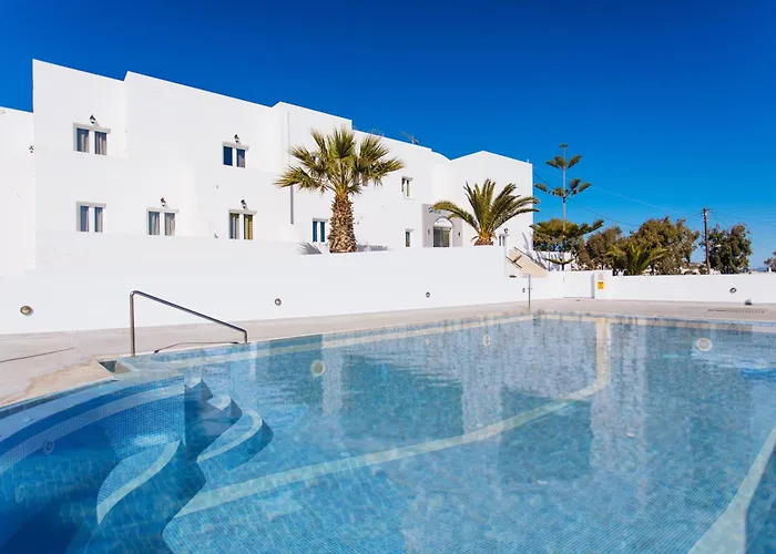 Nikos 4* Karterados (Santorini)