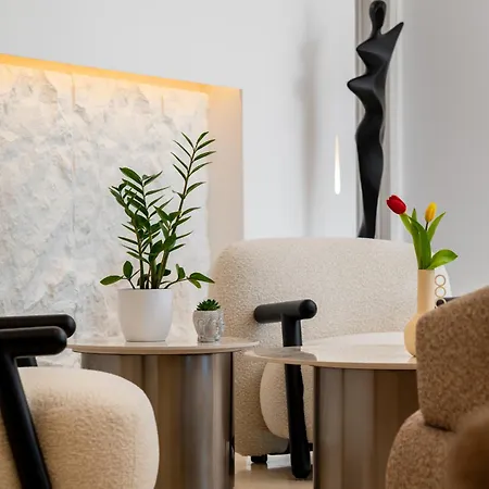 Hotel Nikos 4*