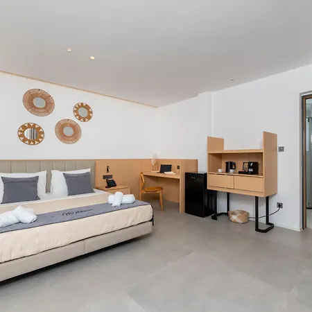Nikos Hotel Karterados (Santorini)
